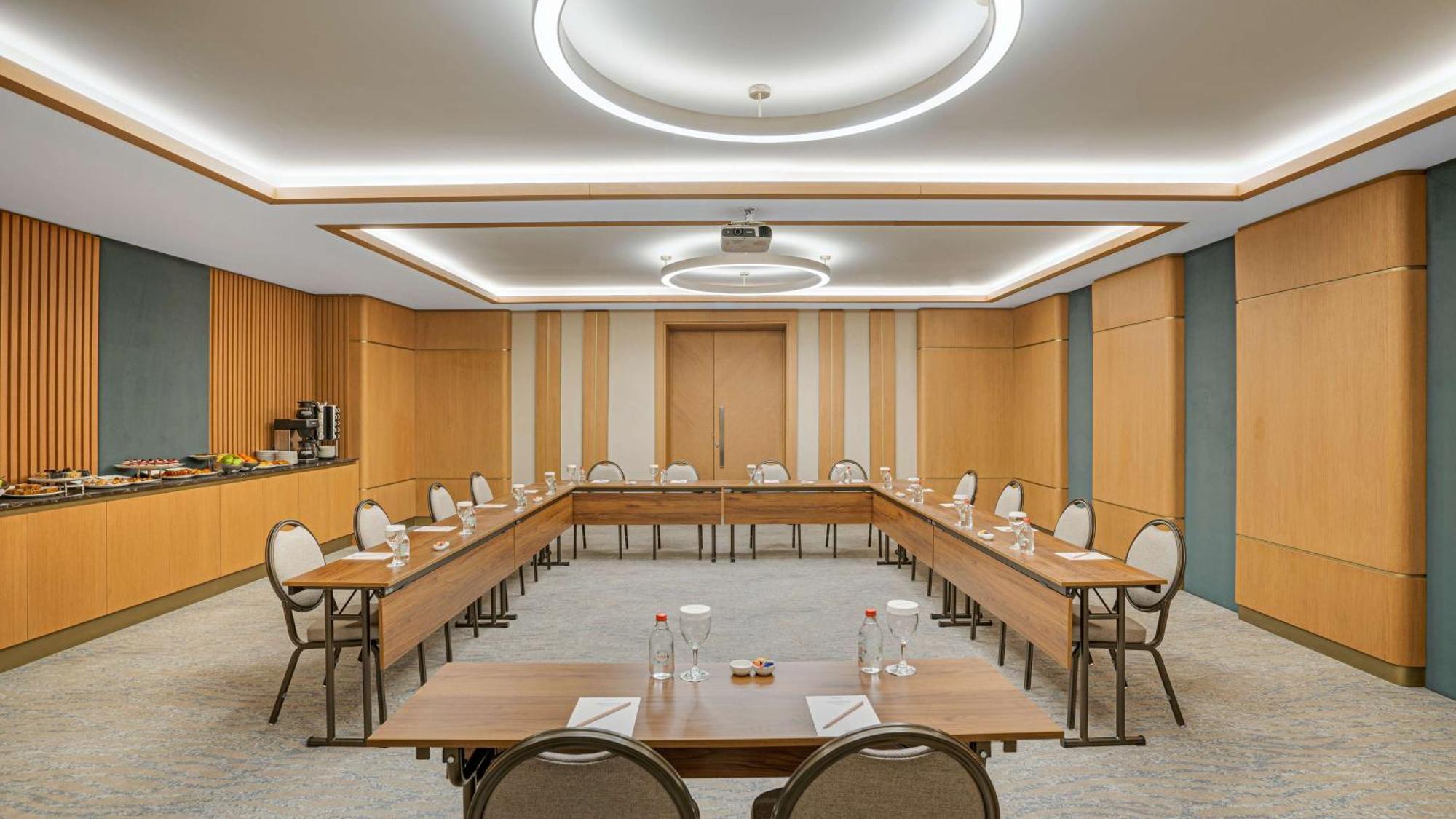 Radisson Hotel Istanbul Merter Exterior photo